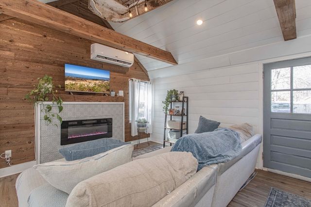 21 Bisbee, Wareham, MA 02571