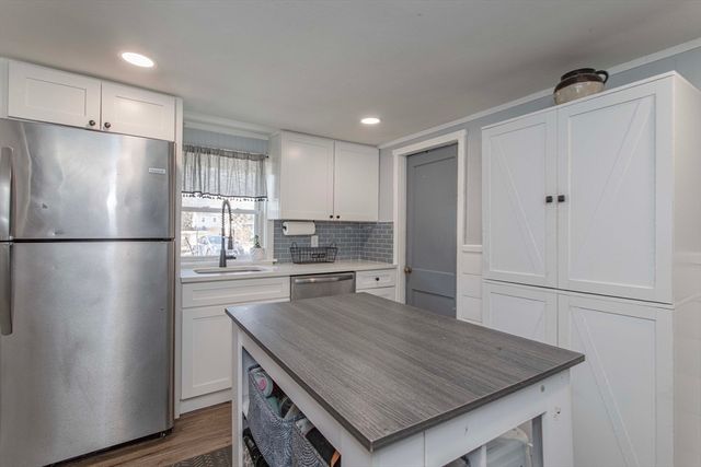 21 Bisbee, Wareham, MA 02571