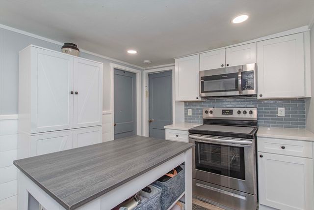 21 Bisbee, Wareham, MA 02571