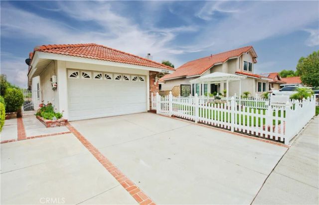27820 Wakefield, Castaic, CA 91384