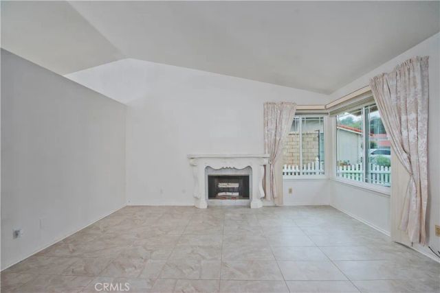 27820 Wakefield, Castaic, CA 91384