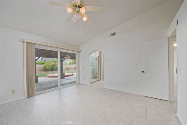 27820 Wakefield, Castaic, CA 91384