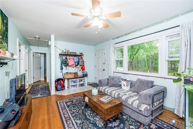 2609 Barnesway Ln, Henrico, VA 23231