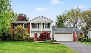 2420 Lost Tree Way, Bloomfield Twp, MI 48304