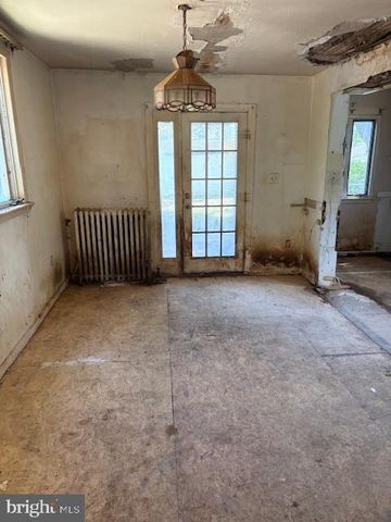 209 1ST AVE, Broomall, PA 19008