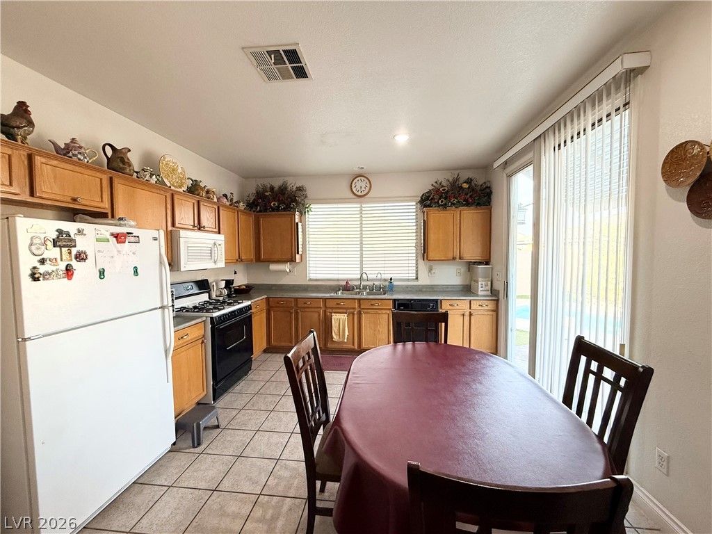 242 Pleasant Pebble Street, Henderson, NV 89074 — photo 3