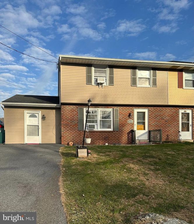 343-B CAROL LYNN DR, Willow Street, PA 17584