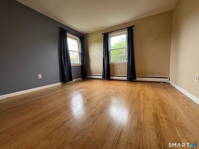 85 maureen Street, Stratford, CT 06615