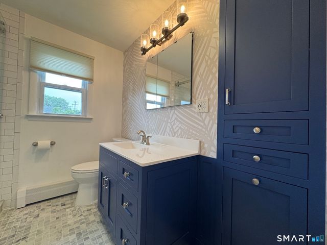 85 maureen Street, Stratford, CT 06615