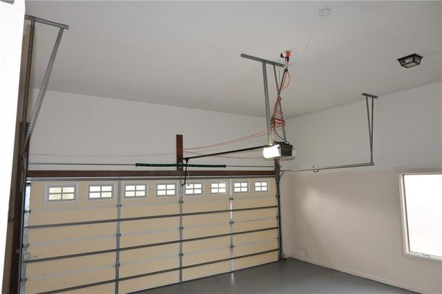 1402 Bromley Drive SE, Snellville, GA 30078