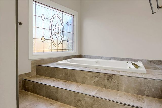 1402 Bromley Drive SE, Snellville, GA 30078