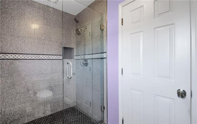 1402 Bromley Drive SE, Snellville, GA 30078