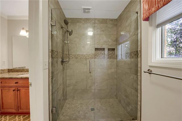 1402 Bromley Drive SE, Snellville, GA 30078