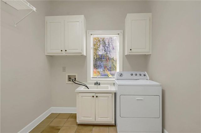 1402 Bromley Drive SE, Snellville, GA 30078