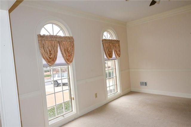 1402 Bromley Drive SE, Snellville, GA 30078