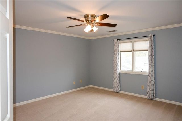 1402 Bromley Drive SE, Snellville, GA 30078