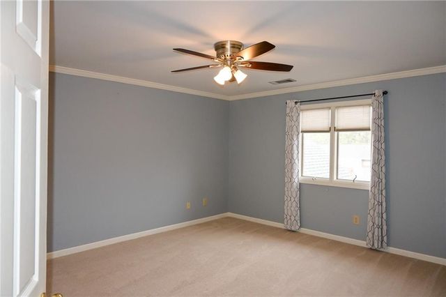 1402 Bromley Drive SE, Snellville, GA 30078