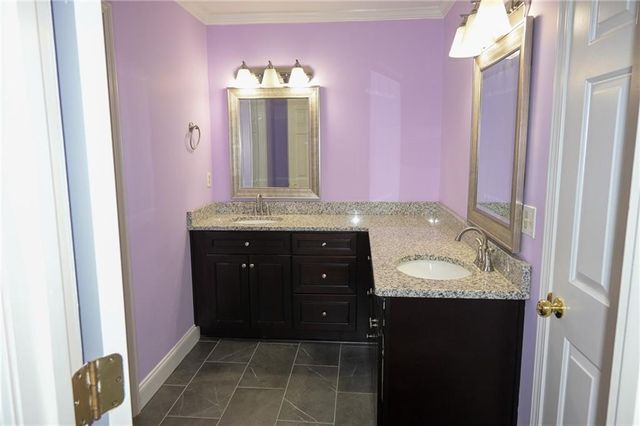 1402 Bromley Drive SE, Snellville, GA 30078