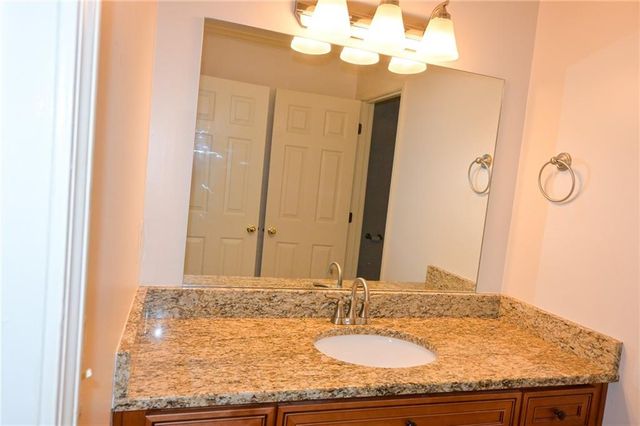 1402 Bromley Drive SE, Snellville, GA 30078