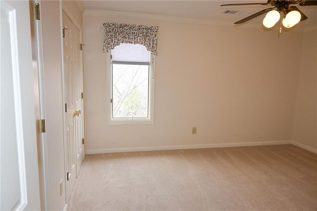 1402 Bromley Drive SE, Snellville, GA 30078