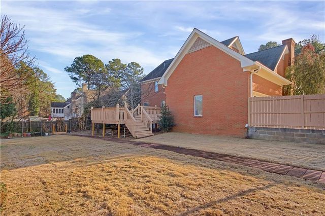 1402 Bromley Drive SE, Snellville, GA 30078