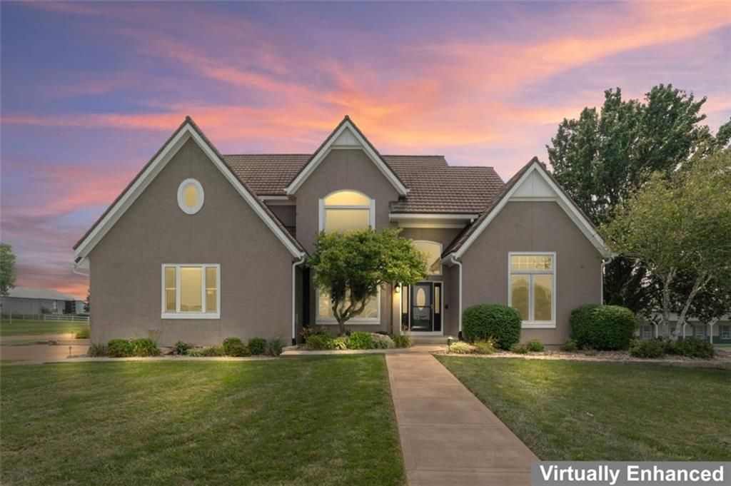 17475 W 191st Street, Spring Hill, KS 66083