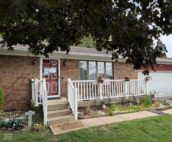389 S Home Avenue, Martinsville, IN 46151