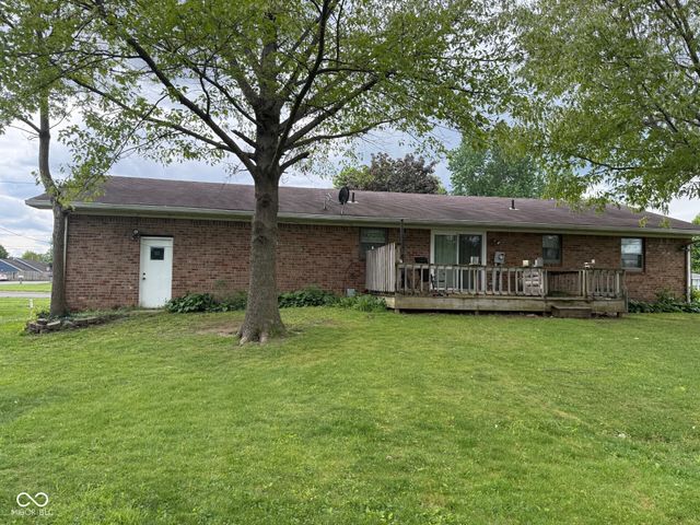 389 S Home Avenue, Martinsville, IN 46151