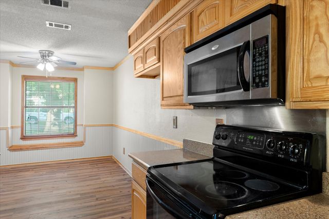 119 Mcanally Drive, Mabank, TX 75147