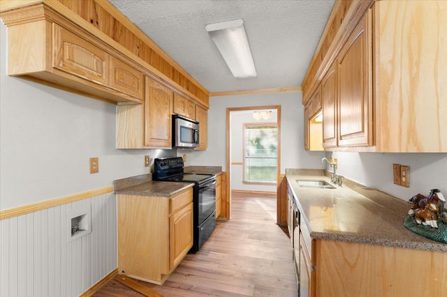 119 Mcanally Drive, Mabank, TX 75147