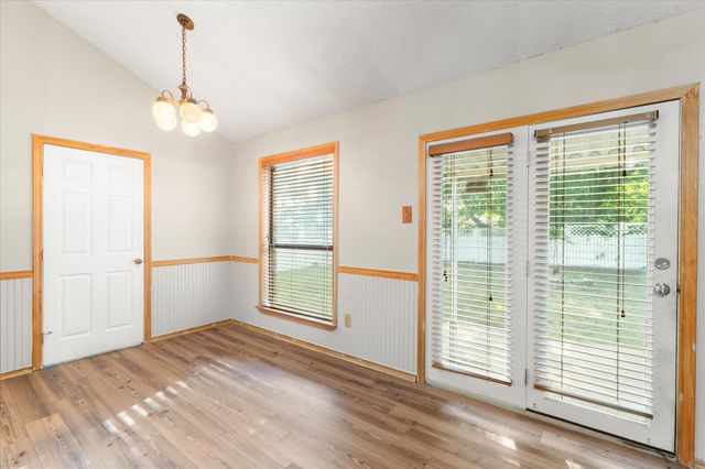 119 Mcanally Drive, Mabank, TX 75147