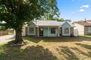 119 Mcanally Drive, Mabank, TX 75147