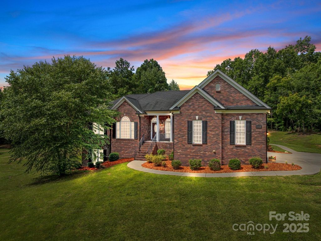8913 Gentry Road, Concord, NC 28027