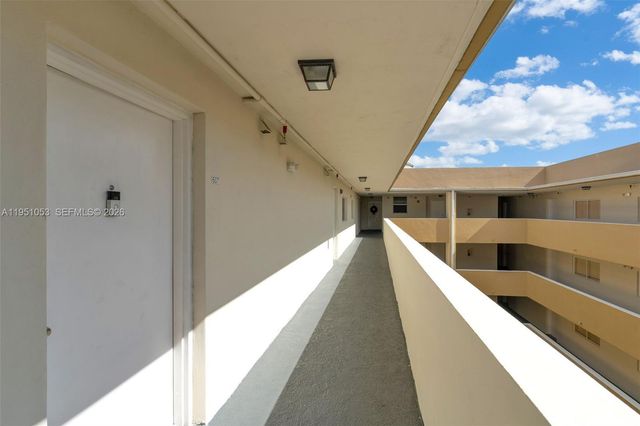 2647 NW 25th Avenue 507, Miami, FL 33142