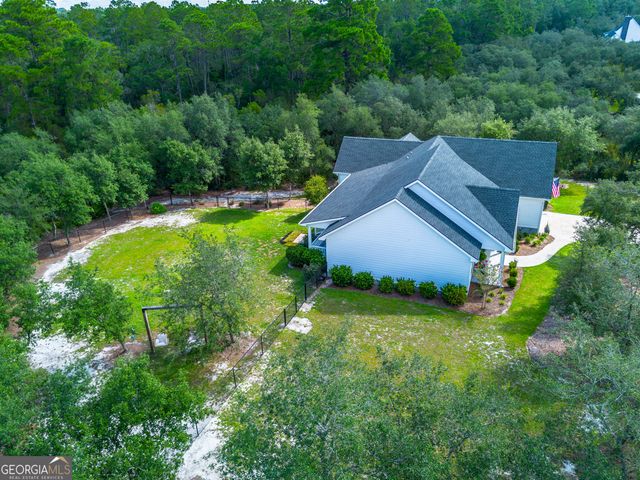 128 Satilla Bluffs Drive, Blackshear, GA 31516