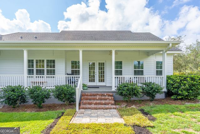 128 Satilla Bluffs Drive, Blackshear, GA 31516