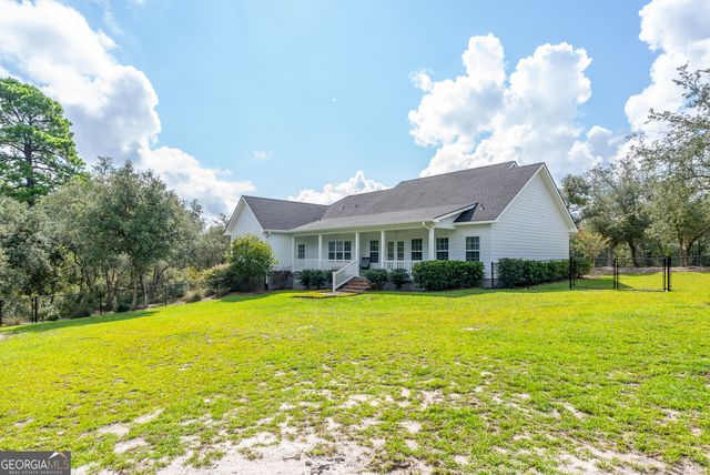 128 Satilla Bluffs Drive, Blackshear, GA 31516