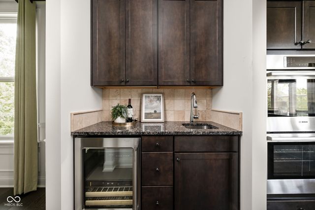 3807 Sugar Pine Lane, Zionsville, IN 46077