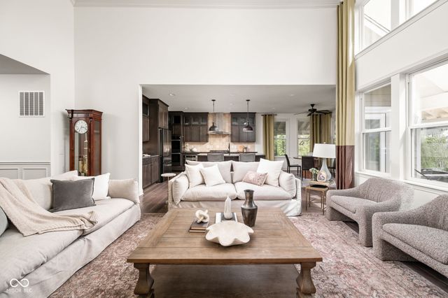 3807 Sugar Pine Lane, Zionsville, IN 46077