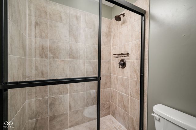 3807 Sugar Pine Lane, Zionsville, IN 46077