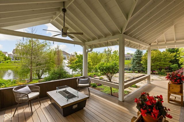 3807 Sugar Pine Lane, Zionsville, IN 46077
