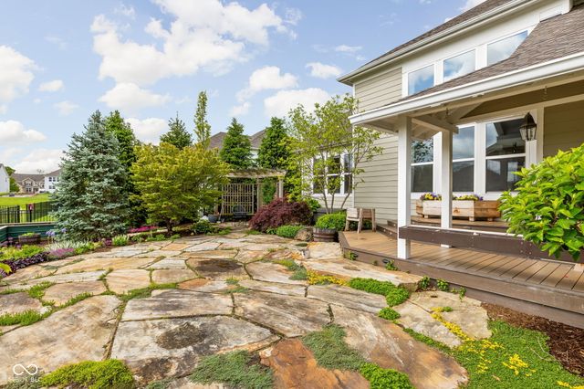 3807 Sugar Pine Lane, Zionsville, IN 46077