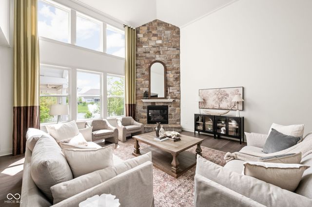 3807 Sugar Pine Lane, Zionsville, IN 46077