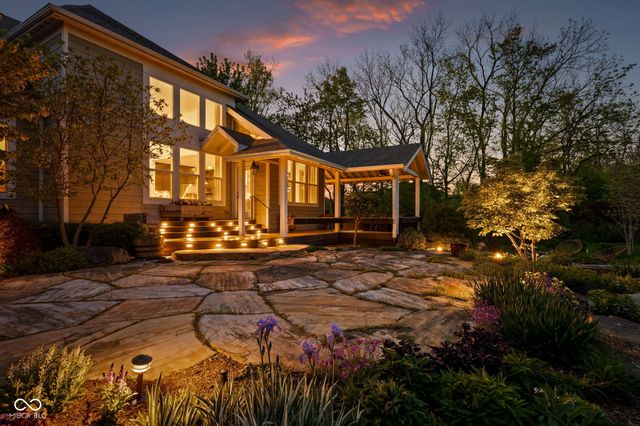 3807 Sugar Pine Lane, Zionsville, IN 46077