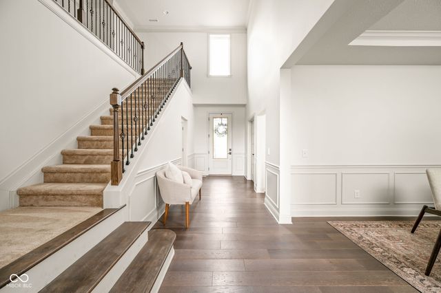 3807 Sugar Pine Lane, Zionsville, IN 46077