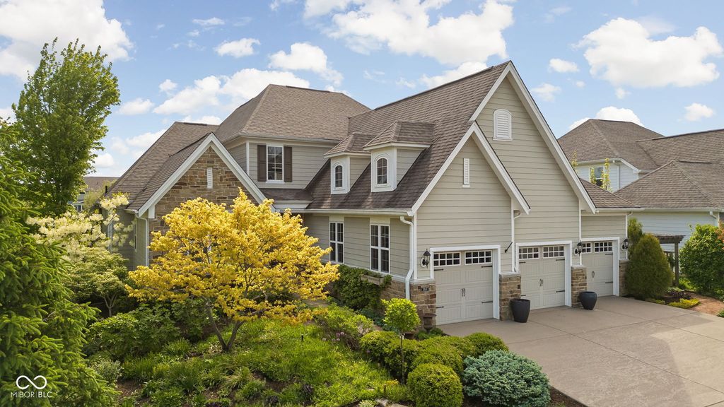 3807 Sugar Pine Lane, Zionsville, IN 46077