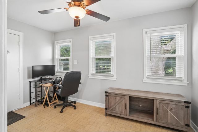 304 2nd Street SE, Bondurant, IA 50035