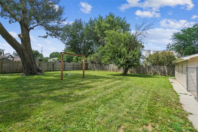 304 2nd Street SE, Bondurant, IA 50035
