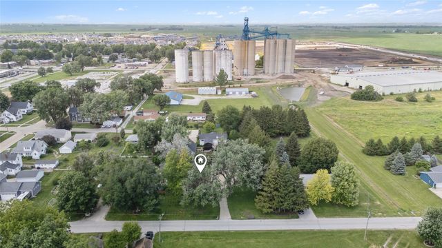 304 2nd Street SE, Bondurant, IA 50035