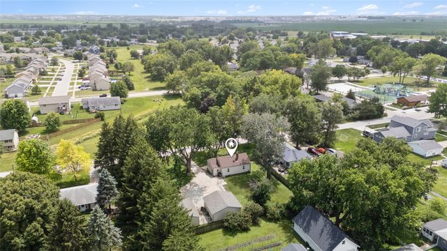 304 2nd Street SE, Bondurant, IA 50035